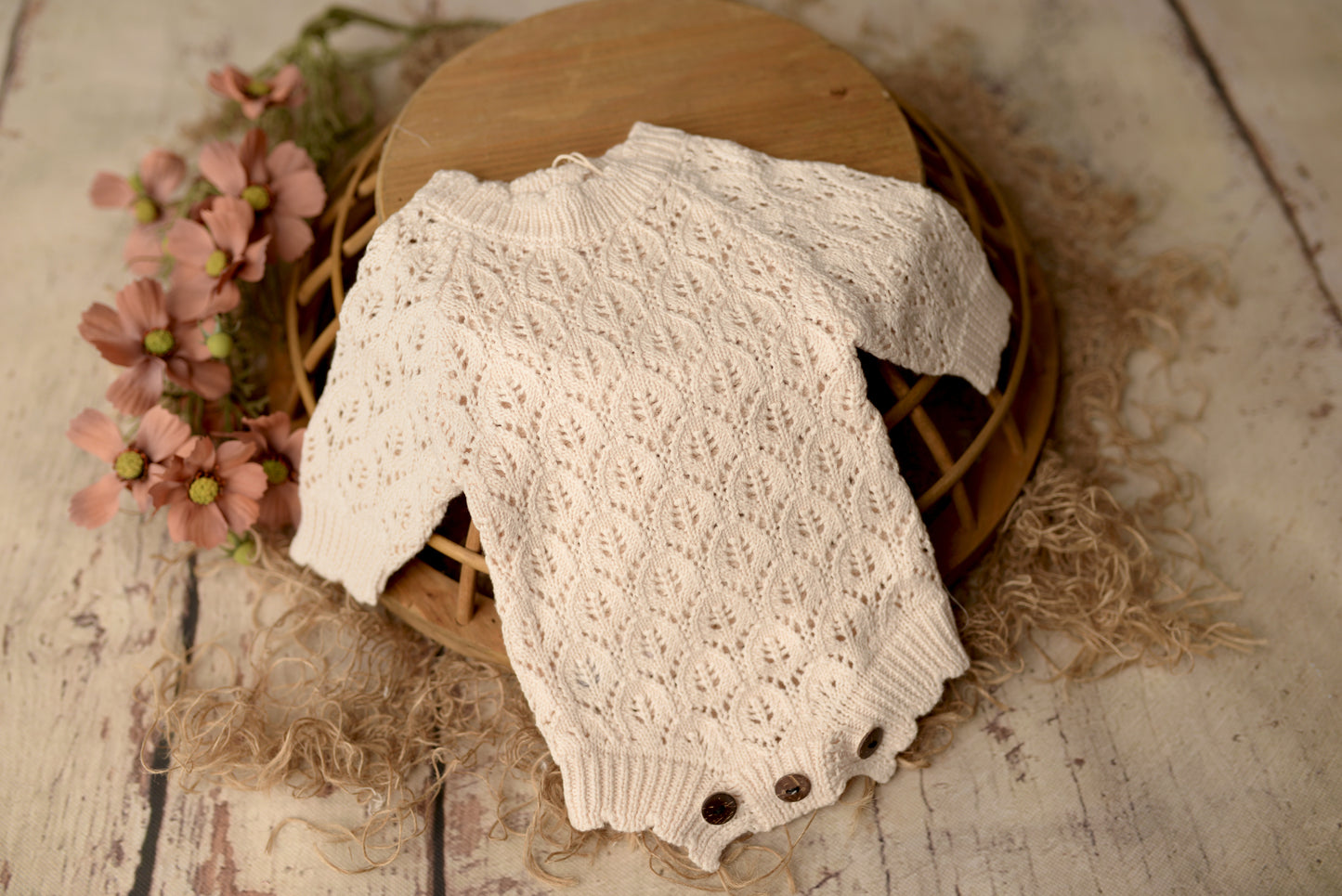 Lily | Light Cream