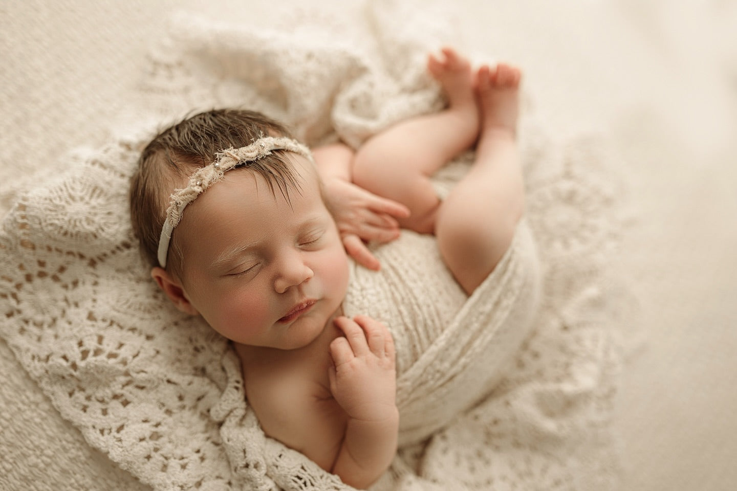 Halley | Layer, Pillow & Headband