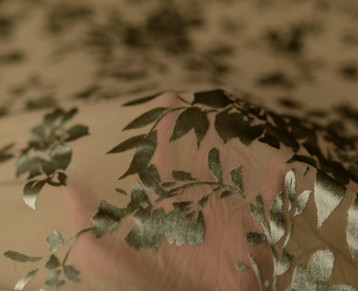 floral drop | changes colors with different lighting