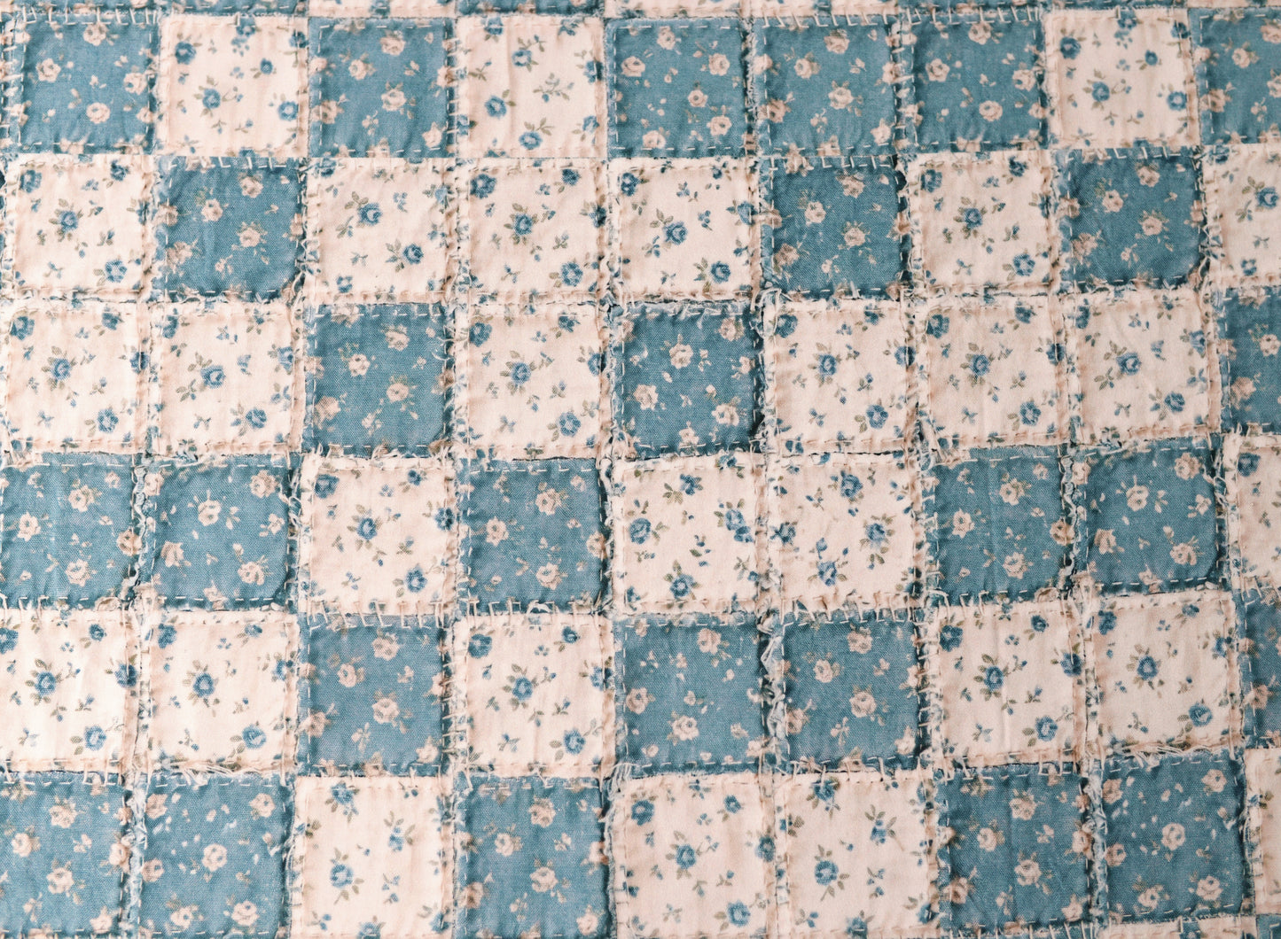 Blue Willow Quilt| Signature Collection