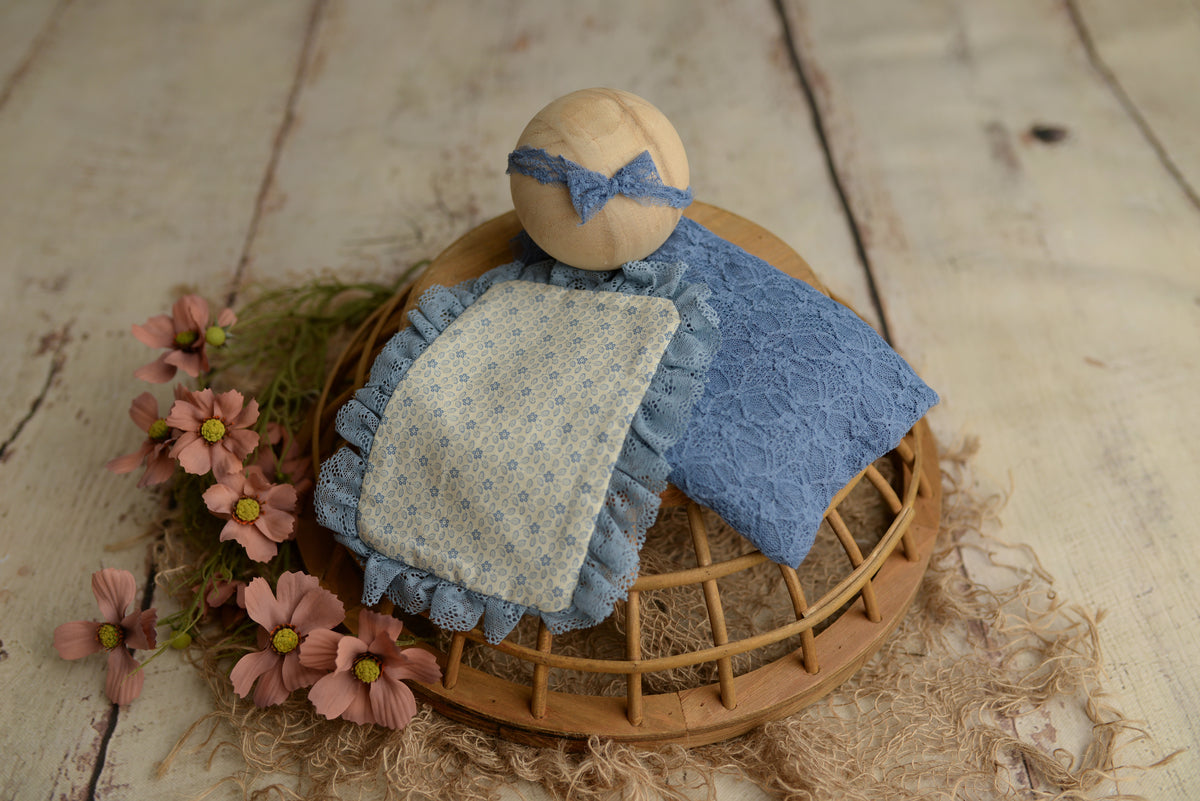 Blue bundle