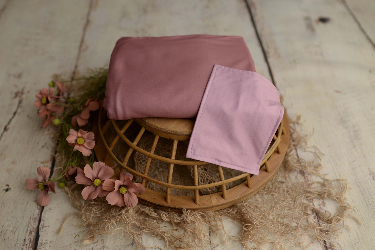Backdrop & pillow cover bundle
