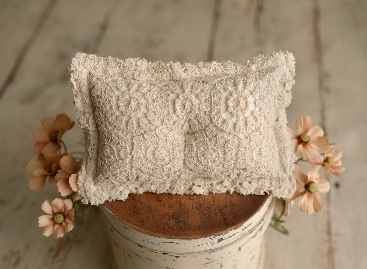 Halley Layer, pillow & headband