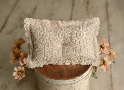 Halley Layer, pillow & headband
