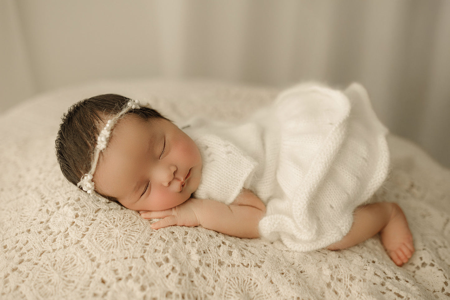 Halley | Layer, Pillow & Headband